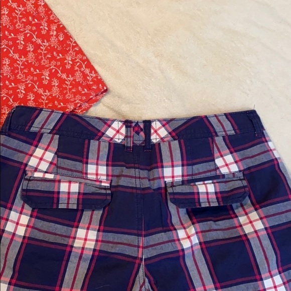 BUNDLE OF LAND AND SEA SHORTS PLUS OLD NAVY G10 - Picture 3 of 5